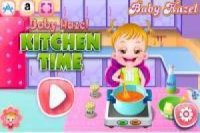 Baby Hazel: Se distrae en la cocina