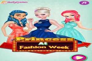 Princesses moda haftası için elbise