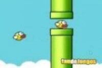 Flappy Bird. Pájaro amarillo